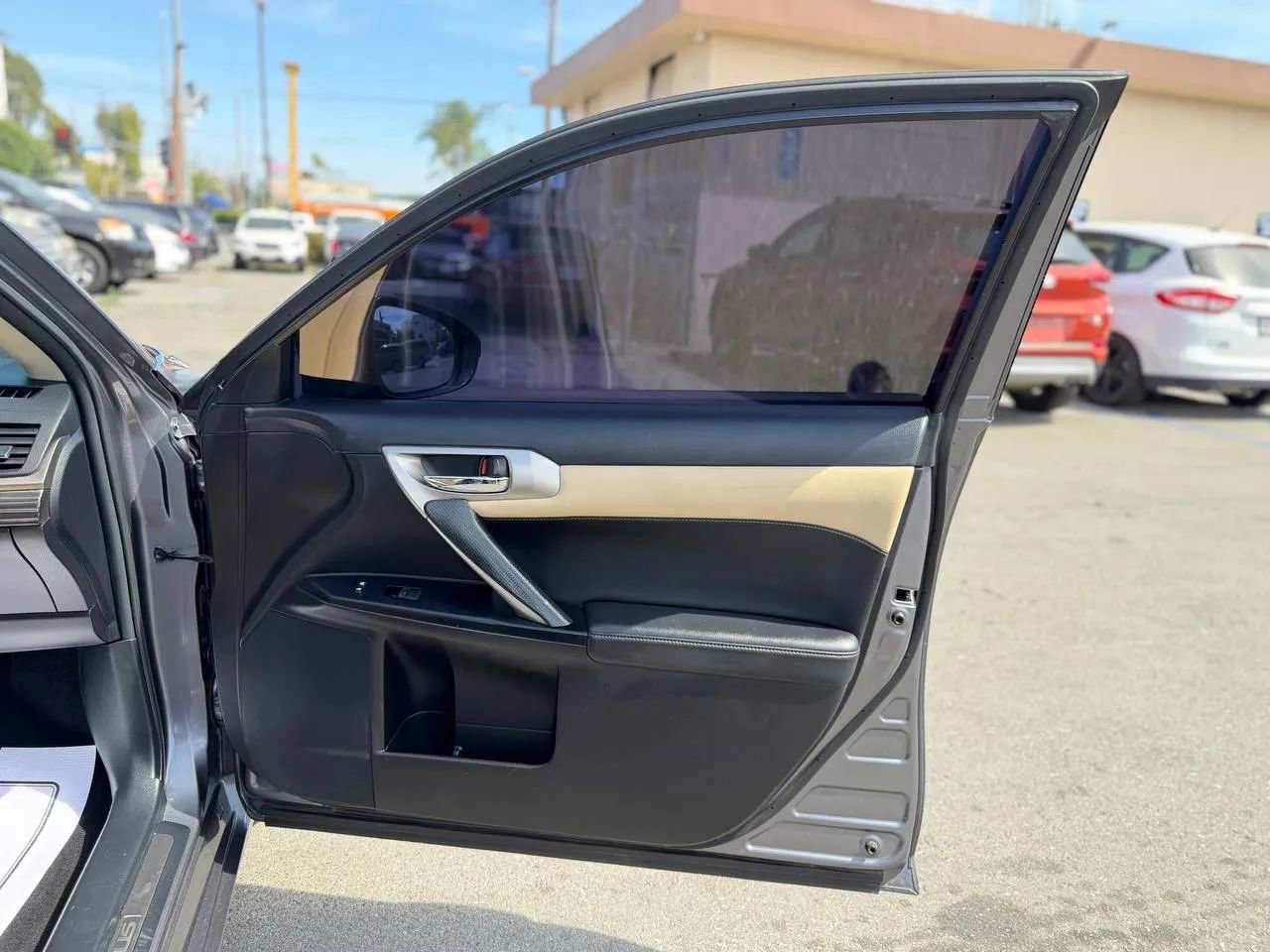 Used 2014 Lexus CT 200h FWD image 32