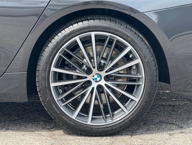 Certified 2023 BMW 540i xDrive w/ Executive Package image 4