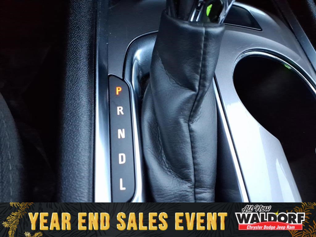 Used 2022 Chevrolet Malibu LT image 22