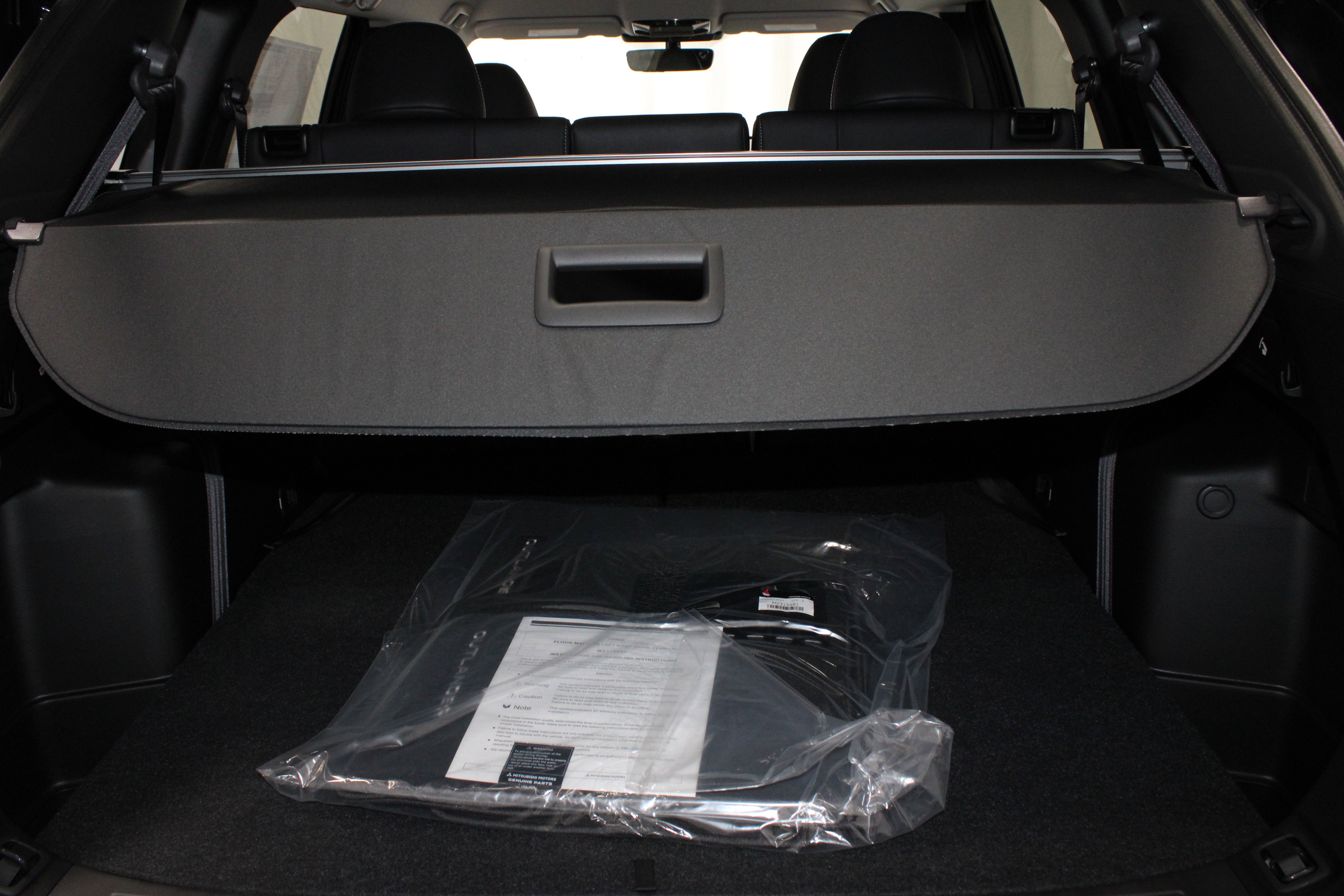 New 2025 Mitsubishi Outlander SE image 11