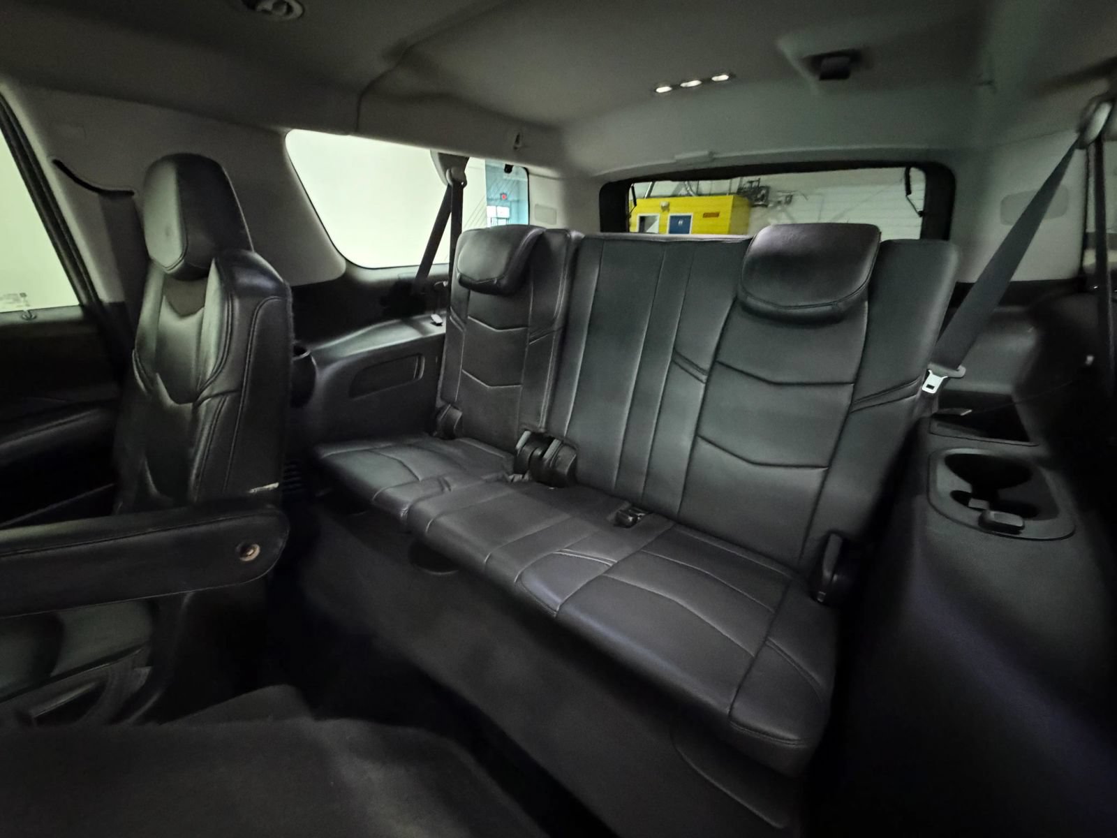 Used 2015 Cadillac Escalade ESV Premium AWD/4WD image 17