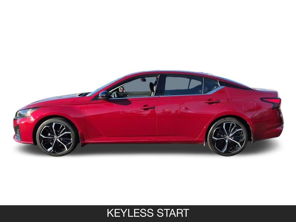 Certified 2023 Nissan Altima 2.5 SR FWD image 5