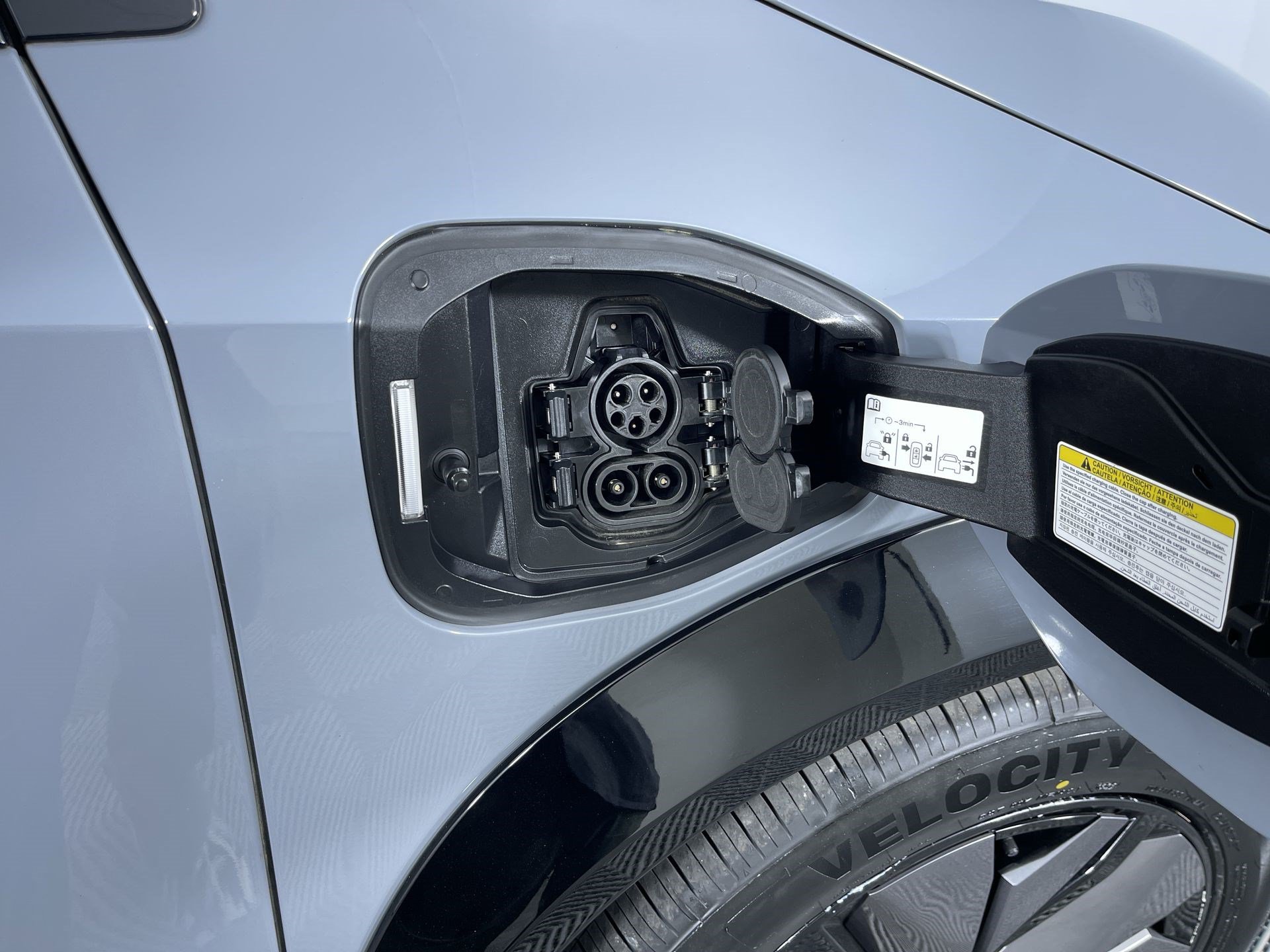 Certified 2024 Nissan Ariya AWD image 30
