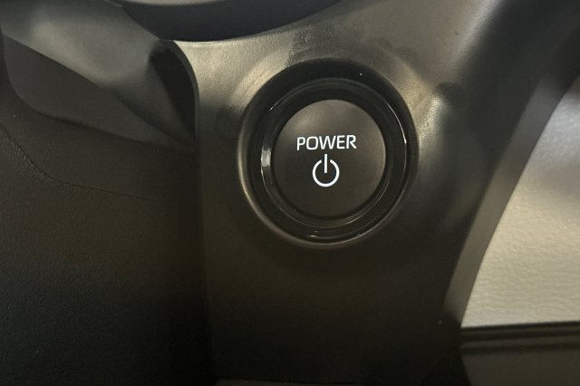 Certified 2026 Toyota Sienna XLE FWD image 29