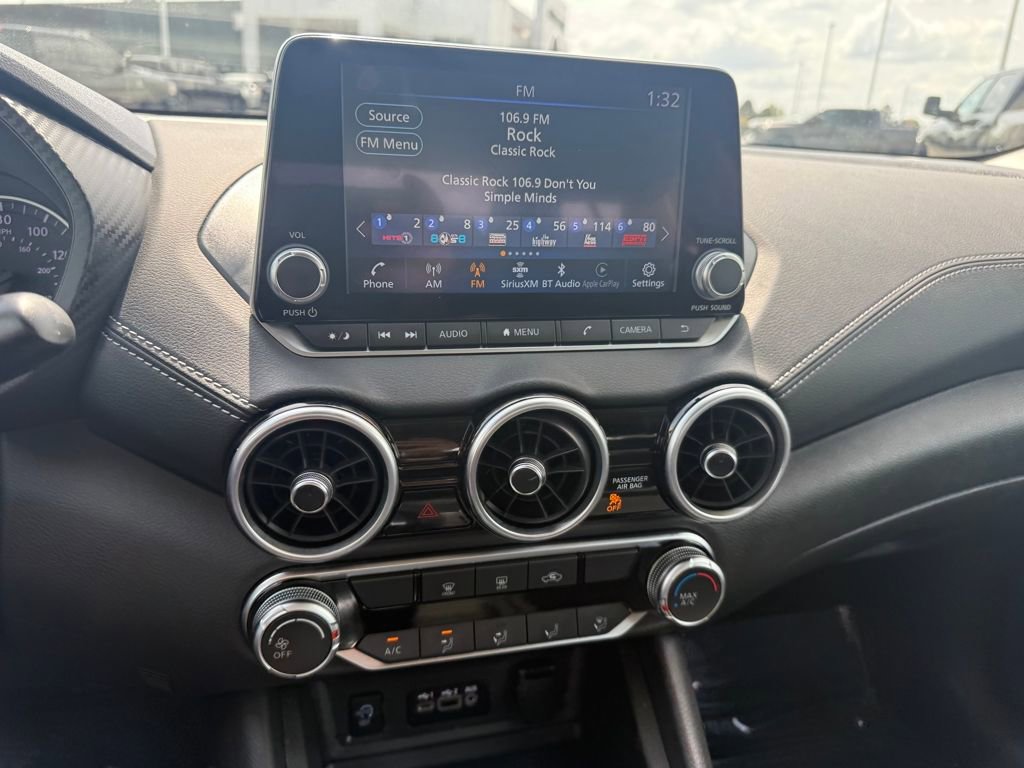 Used 2025 Nissan Sentra SV image 18