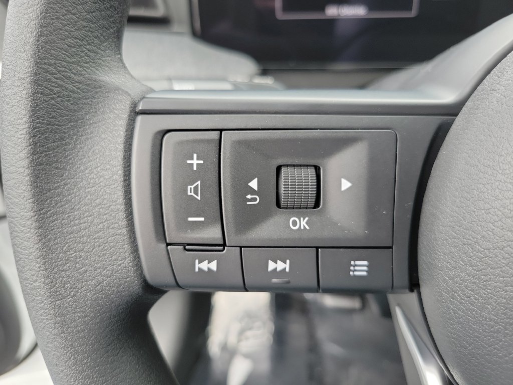 New 2026 Nissan Kicks SV w/ Cold Weather Package FWD image 11
