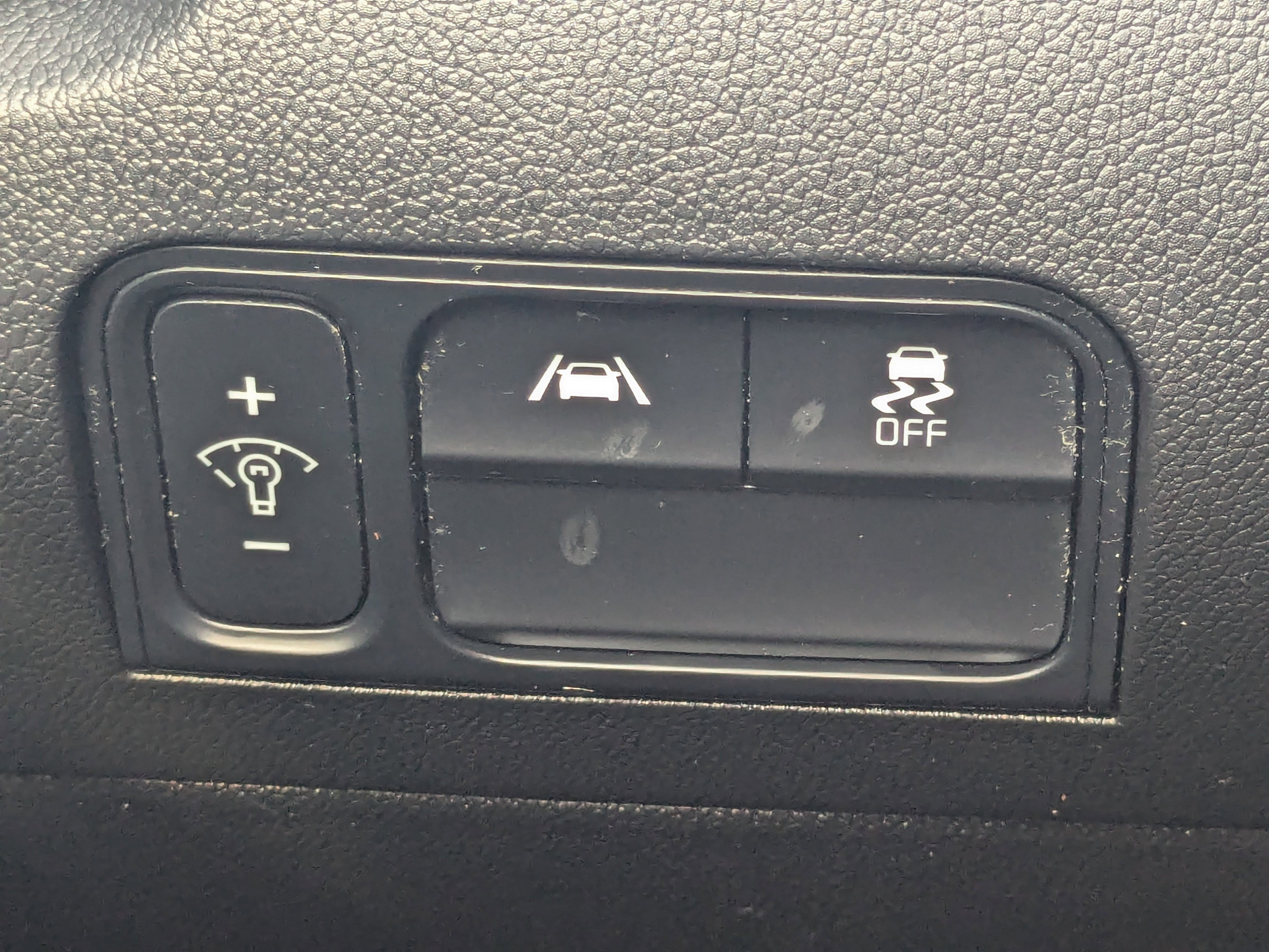 Certified 2023 Kia Sorento LX image 33