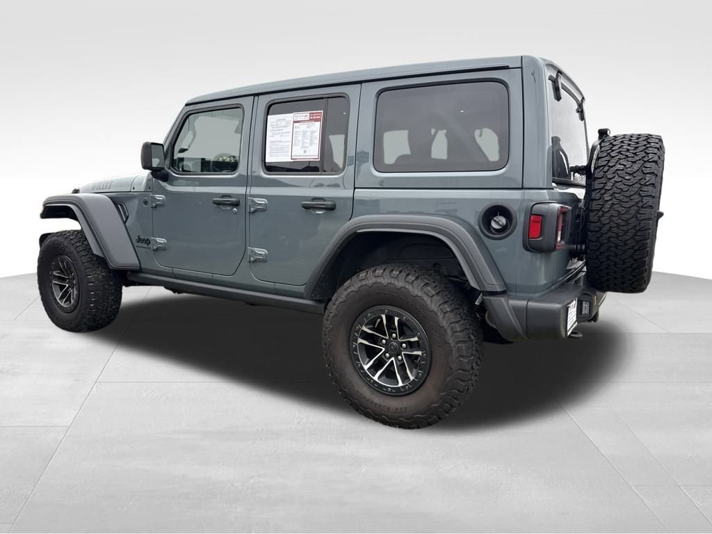 Used 2025 Jeep Wrangler Willys image 6