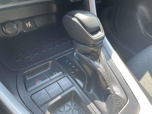 Used 2024 Toyota RAV4 XLE image 24