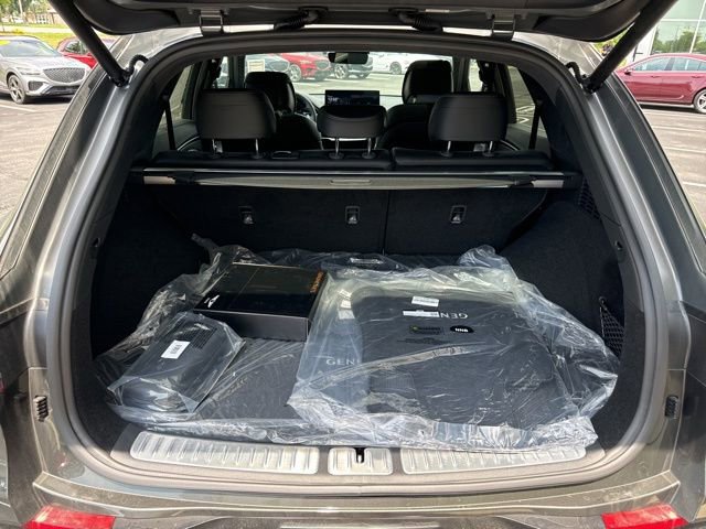 Used 2025 Genesis GV70 3.5T Sport w/ Sport Advanced Package image 14