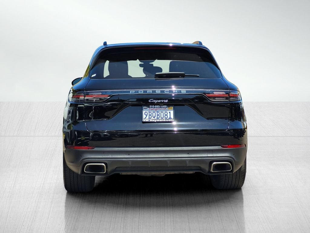 Used 2022 Porsche Cayenne w/ Premium Package AWD/4WD image 5