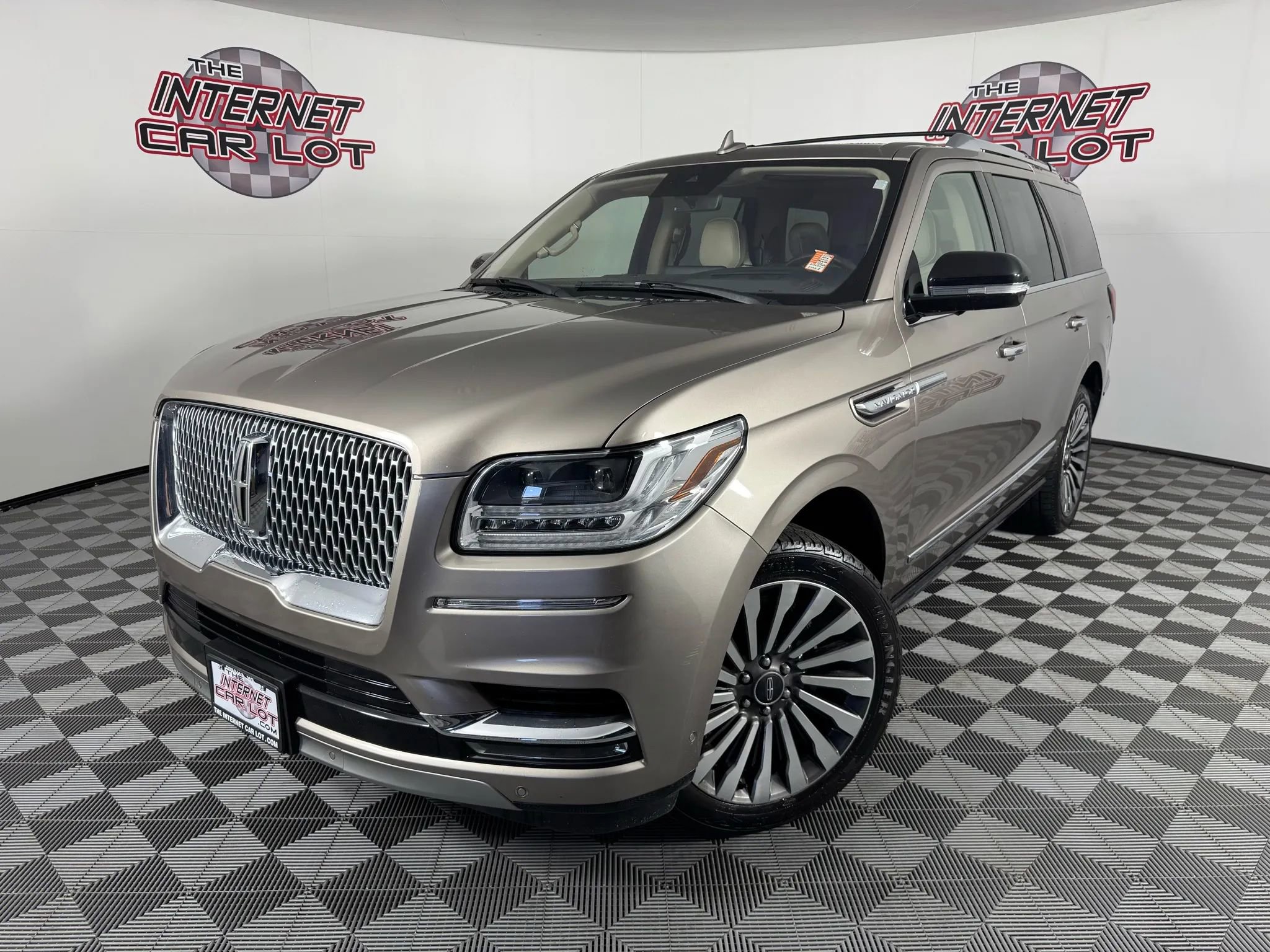 Used 2018 Lincoln Navigator Reserve w/ Technology Package