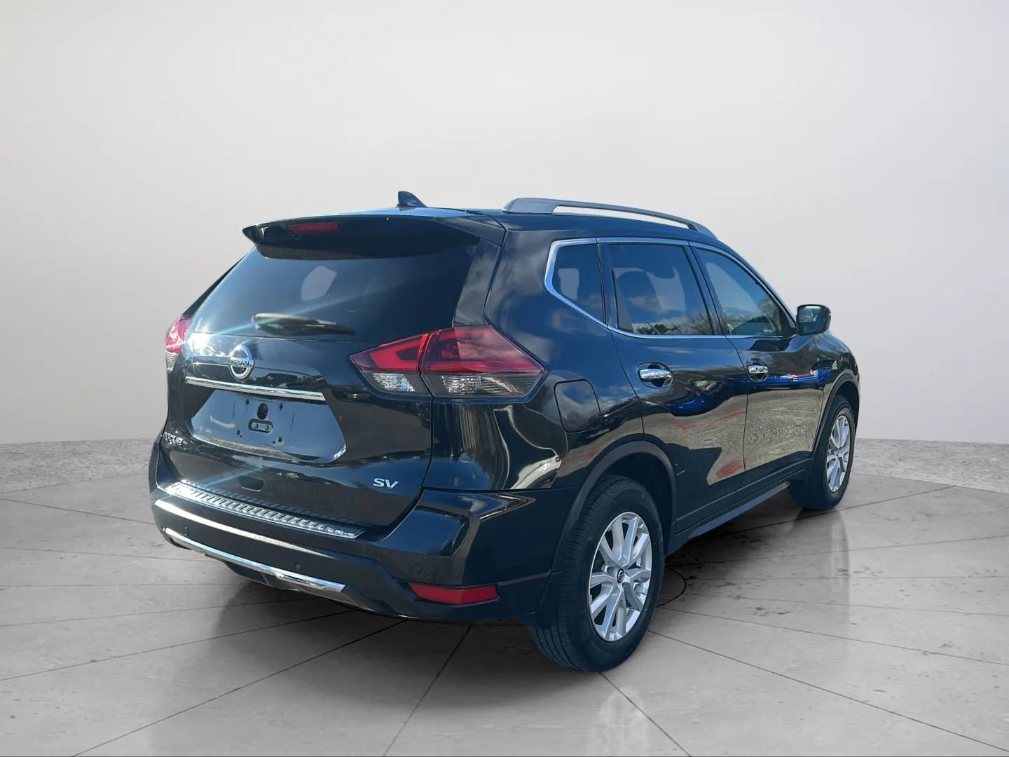 Used 2019 Nissan Rogue SV AWD/4WD image 13
