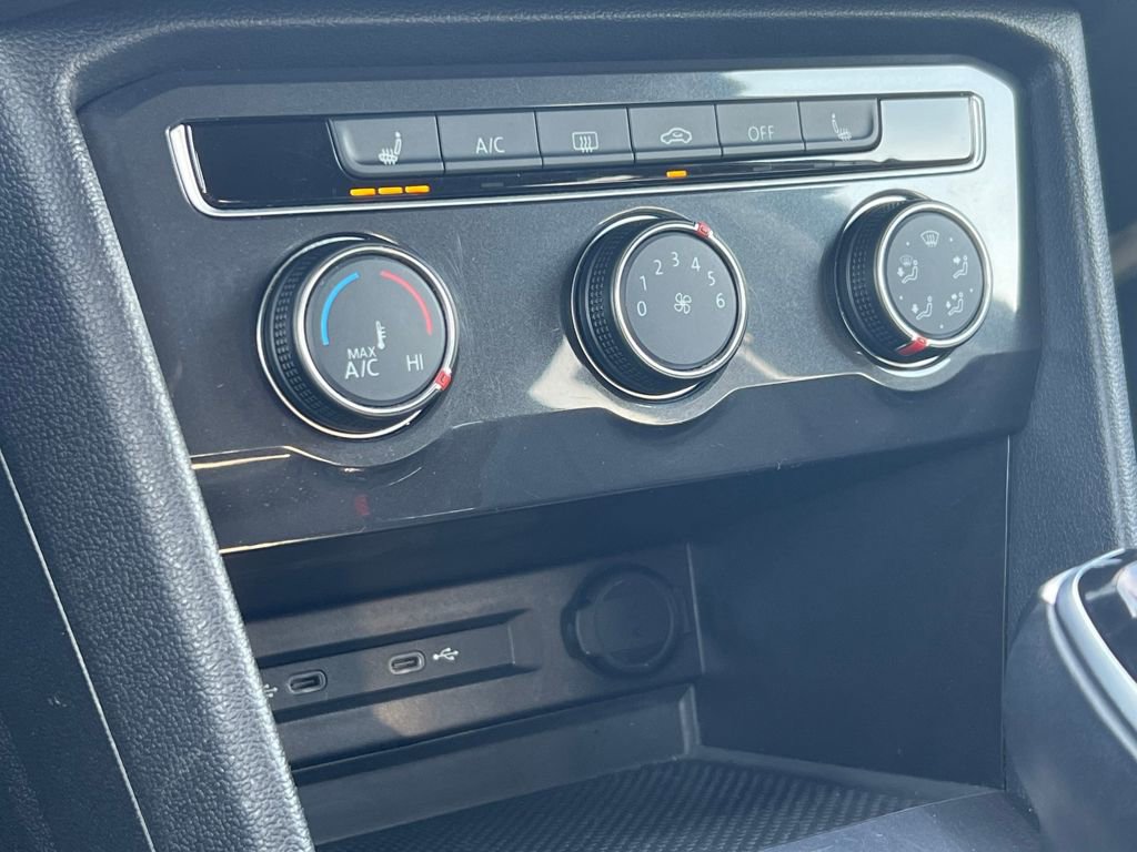 Used 2024 Volkswagen Tiguan Wolfsburg Edition image 23