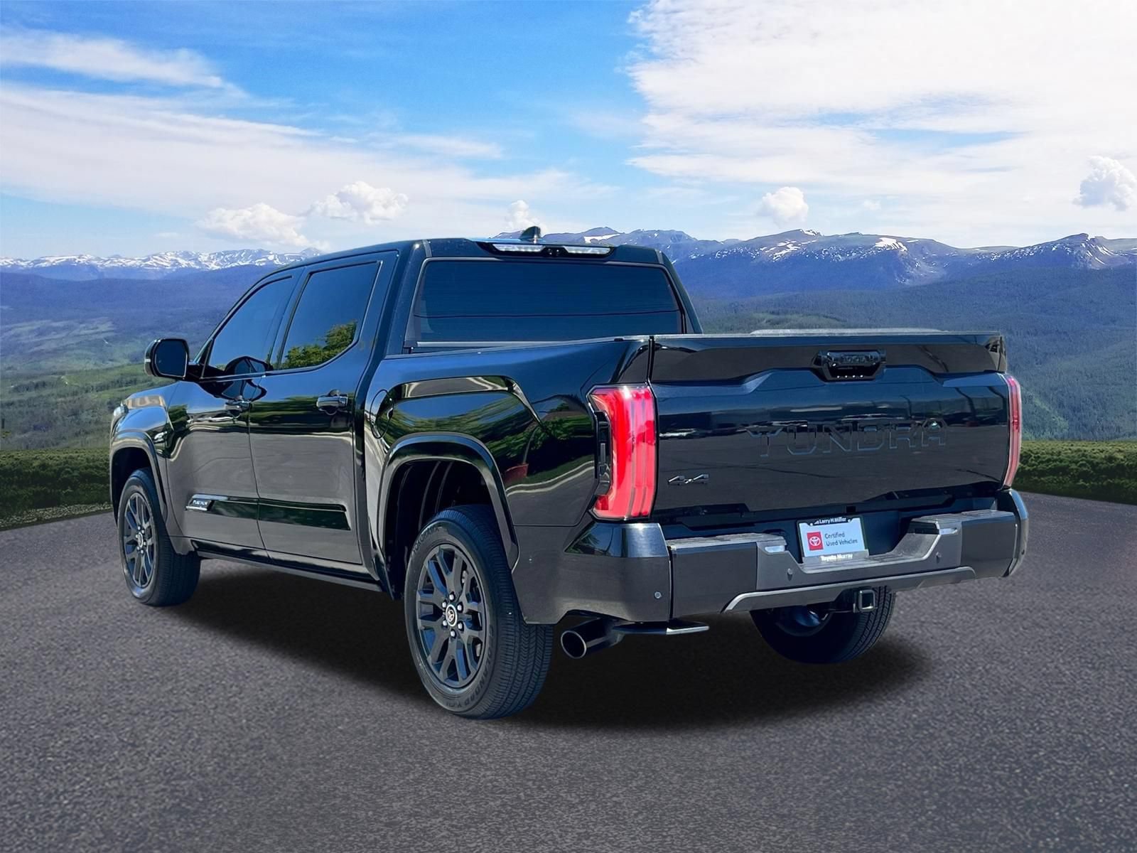 Used 2023 Toyota Tundra Platinum AWD/4WD image 3