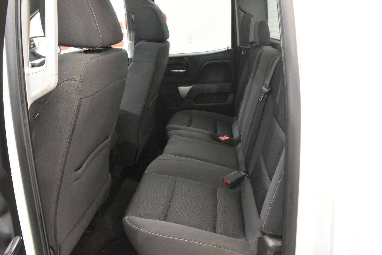 Used 2017 Chevrolet Silverado 1500 LT w/ All Star Edition image 14