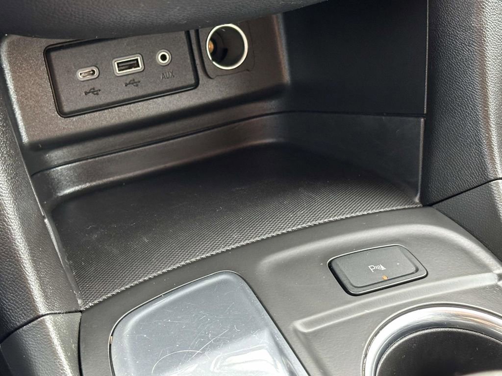 Certified 2023 Chevrolet Equinox LT image 28