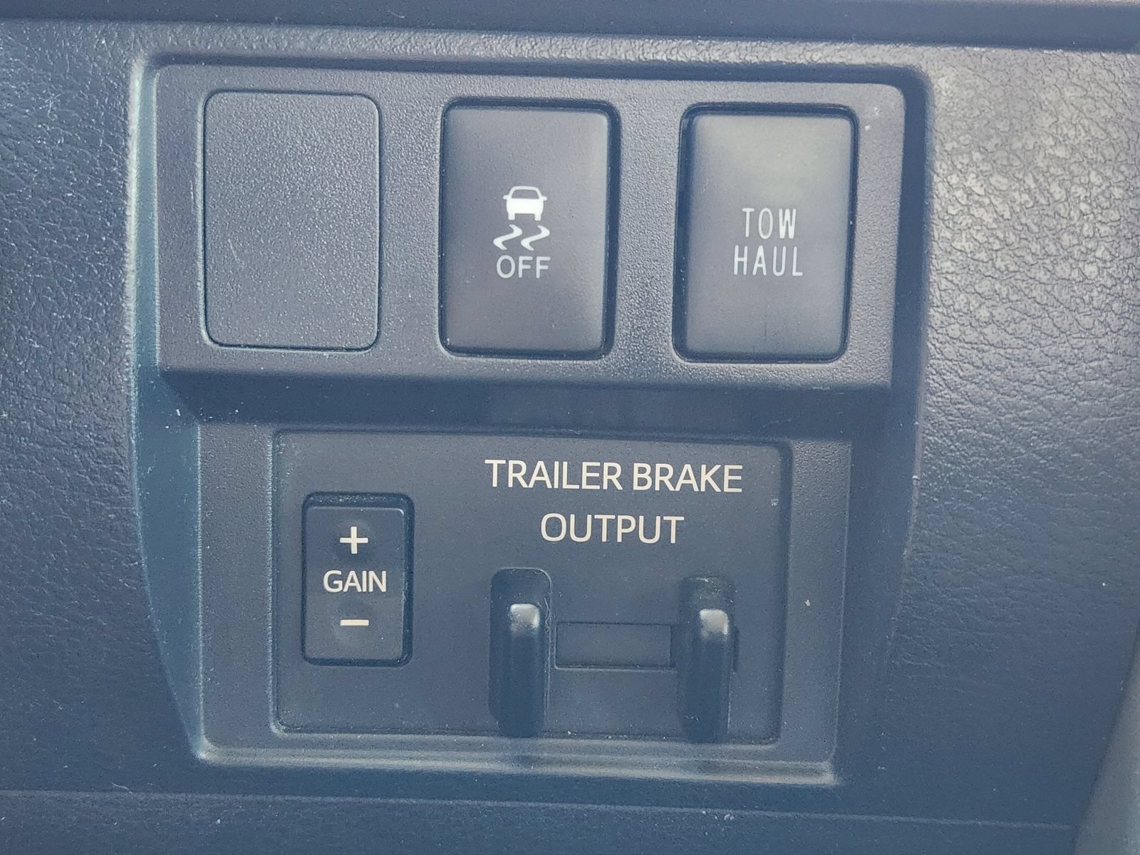 Used 2019 Toyota Tundra SR5 w/ SR5 Upgrade Package RWD image 24