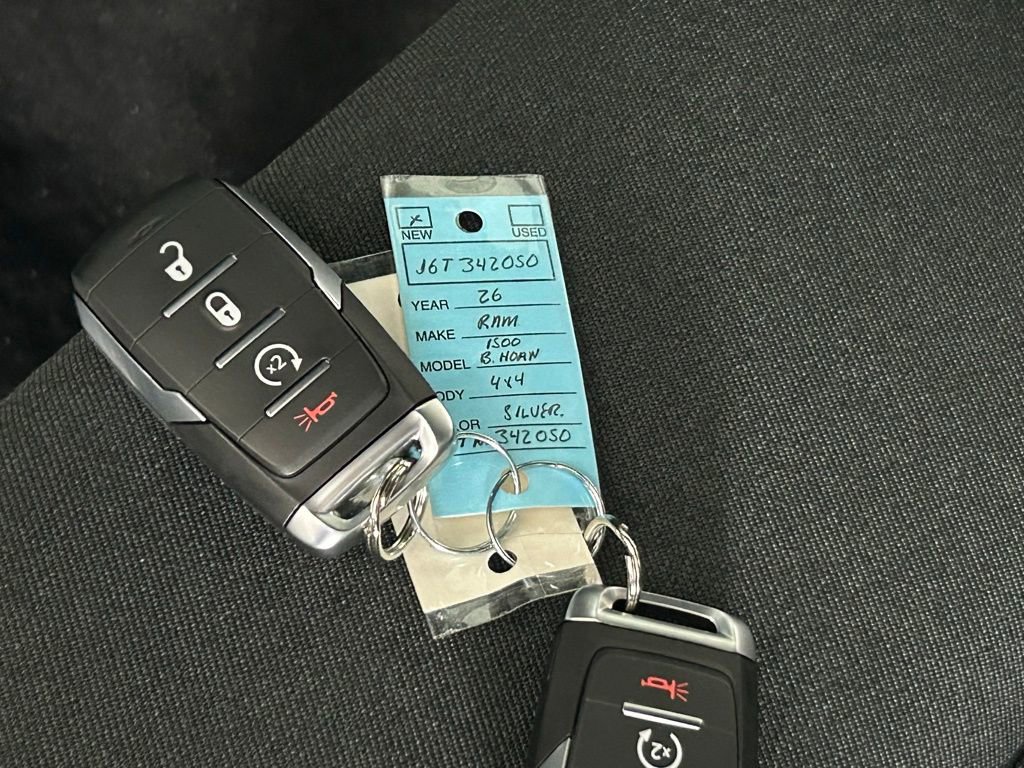 New 2026 RAM 1500 4x4 Crew Cab image 40