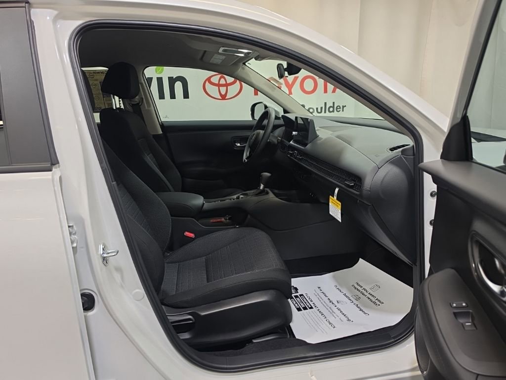 Used 2026 Honda HR-V LX image 22