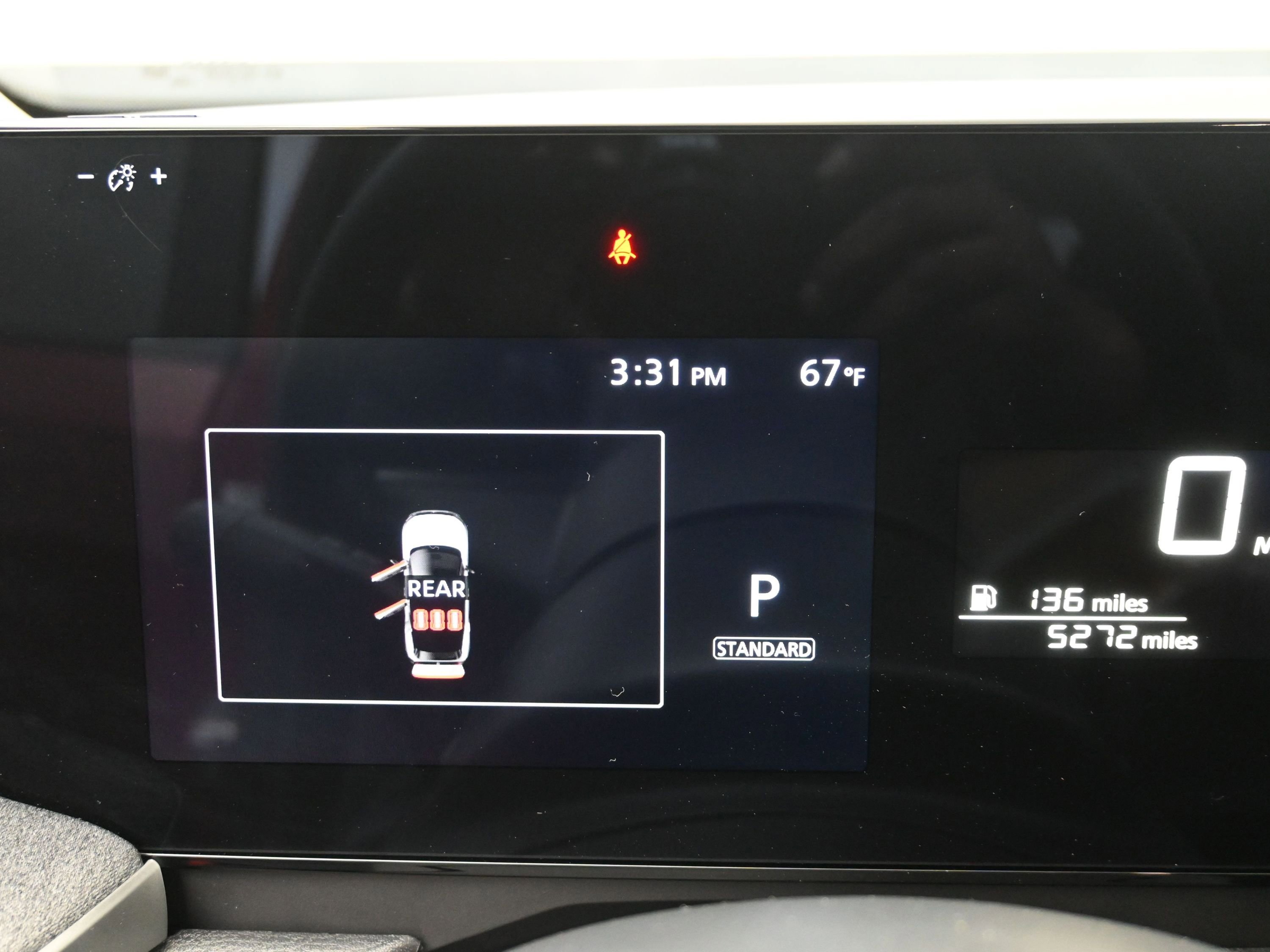 Certified 2025 Nissan Kicks SV image 17