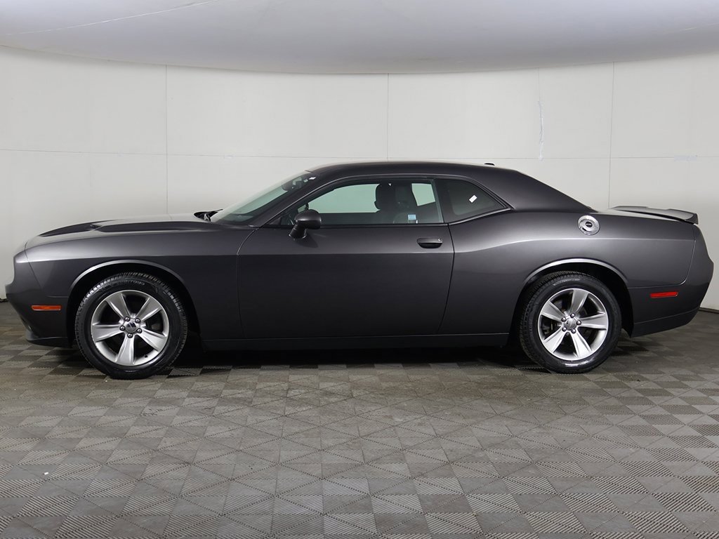 Used 2019 Dodge Challenger SXT image 14