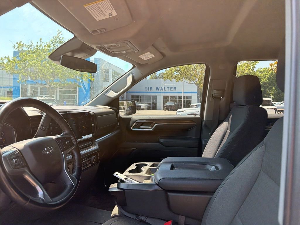 Used 2023 Chevrolet Silverado 1500 LT Trail Boss AWD/4WD image 29