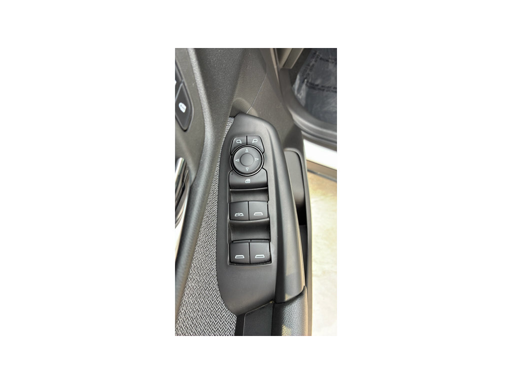 Used 2025 Chevrolet TrailBlazer LT AWD/4WD image 12