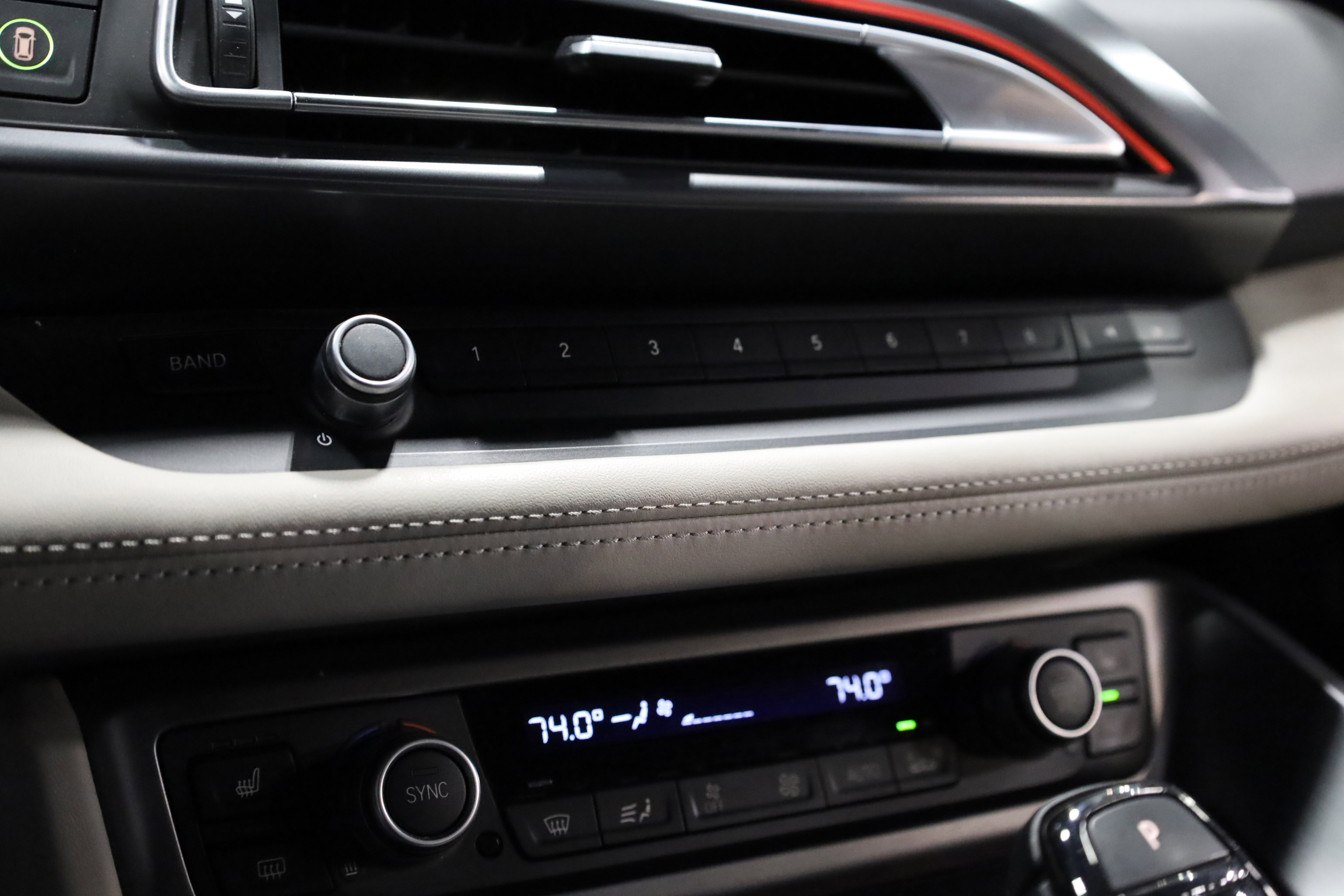 Used 2015 BMW i8 image 31