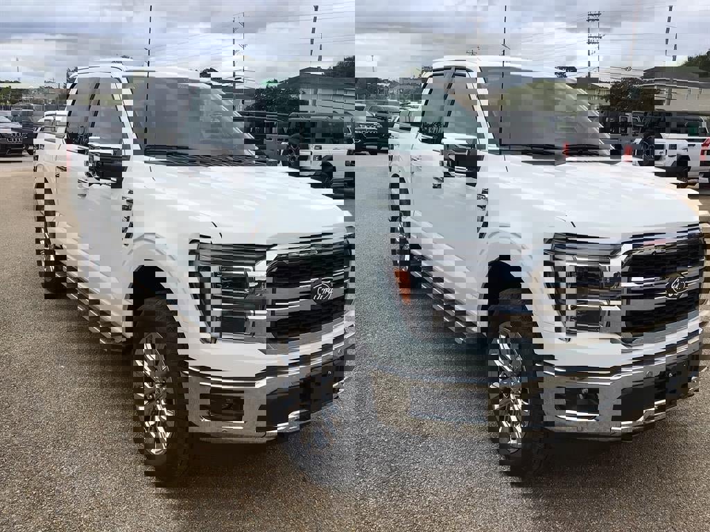 New 2025 Ford F150 Lariat w/ Equipment Group 501A Mid image 5