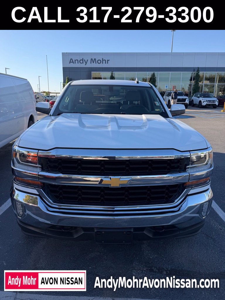 Used 2018 Chevrolet Silverado 1500 LT w/ All Star Edition AWD/4WD image 2