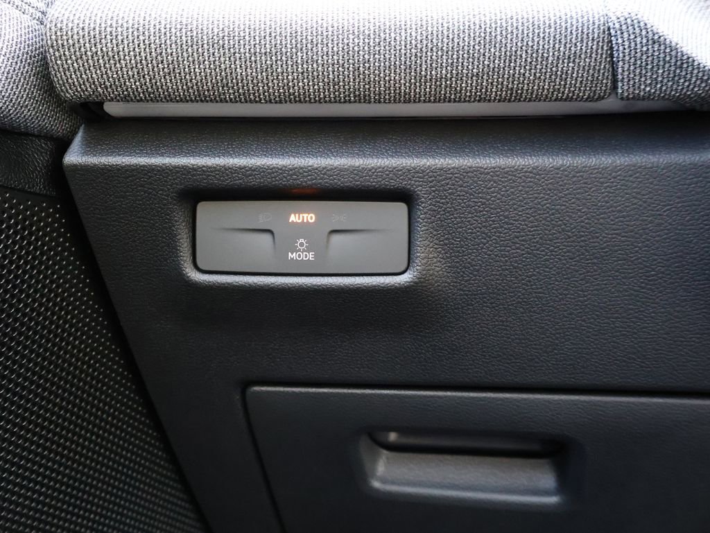 New 2026 Volkswagen Tiguan S image 34