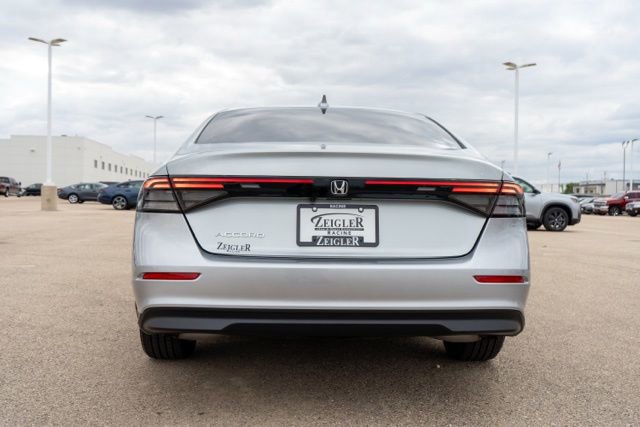 Used 2024 Honda Accord EX image 6
