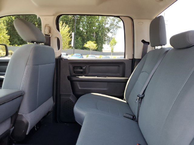 Used 2019 RAM 1500 Express w/ Express Value Package AWD/4WD image 15