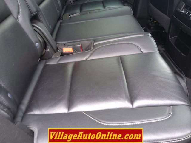 Used 2020 Chevrolet Suburban LT image 39