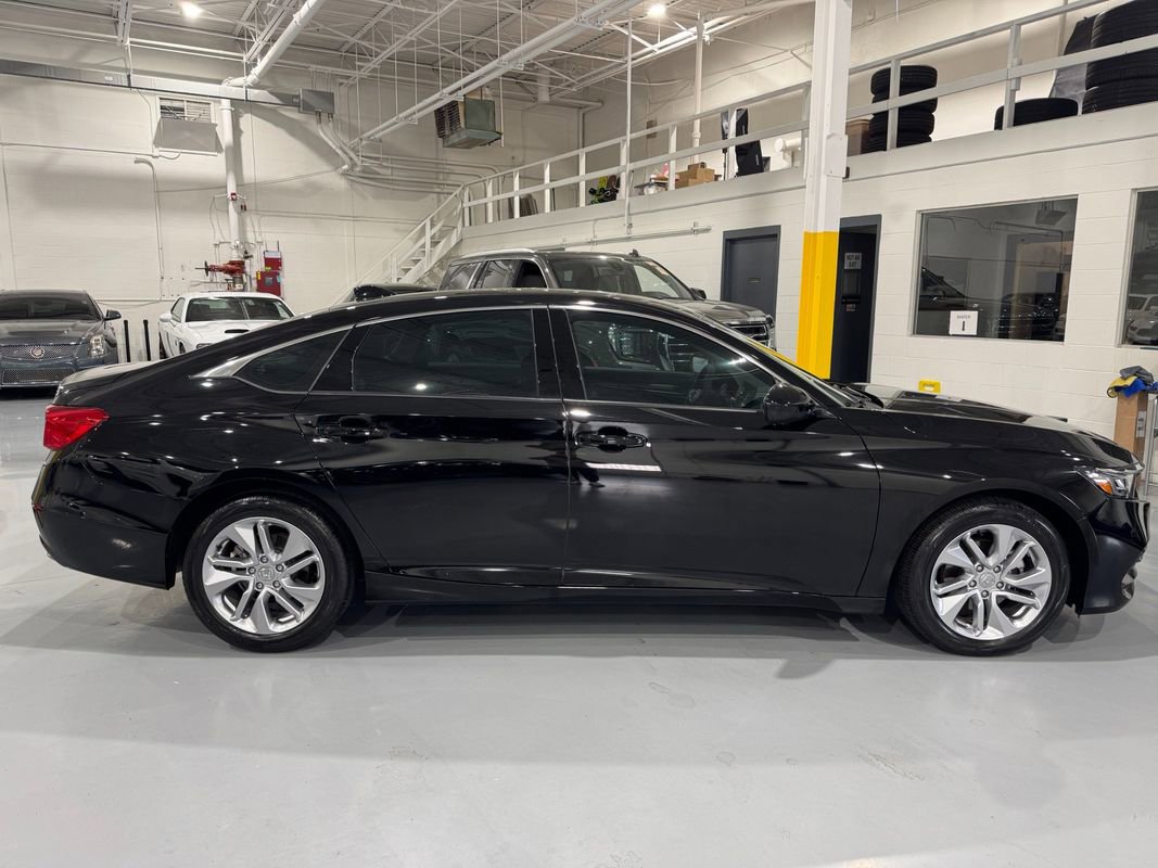 Used 2018 Honda Accord LX image 8