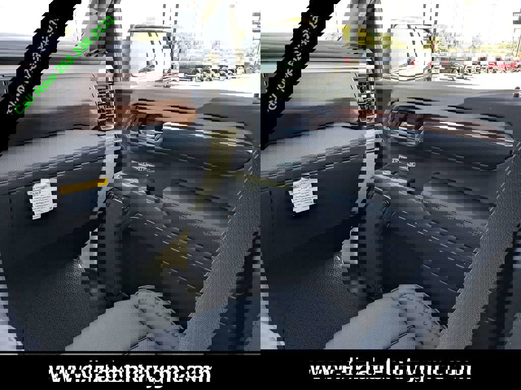 New 2026 GMC Sierra 1500 Denali w/ Technology Package image 18