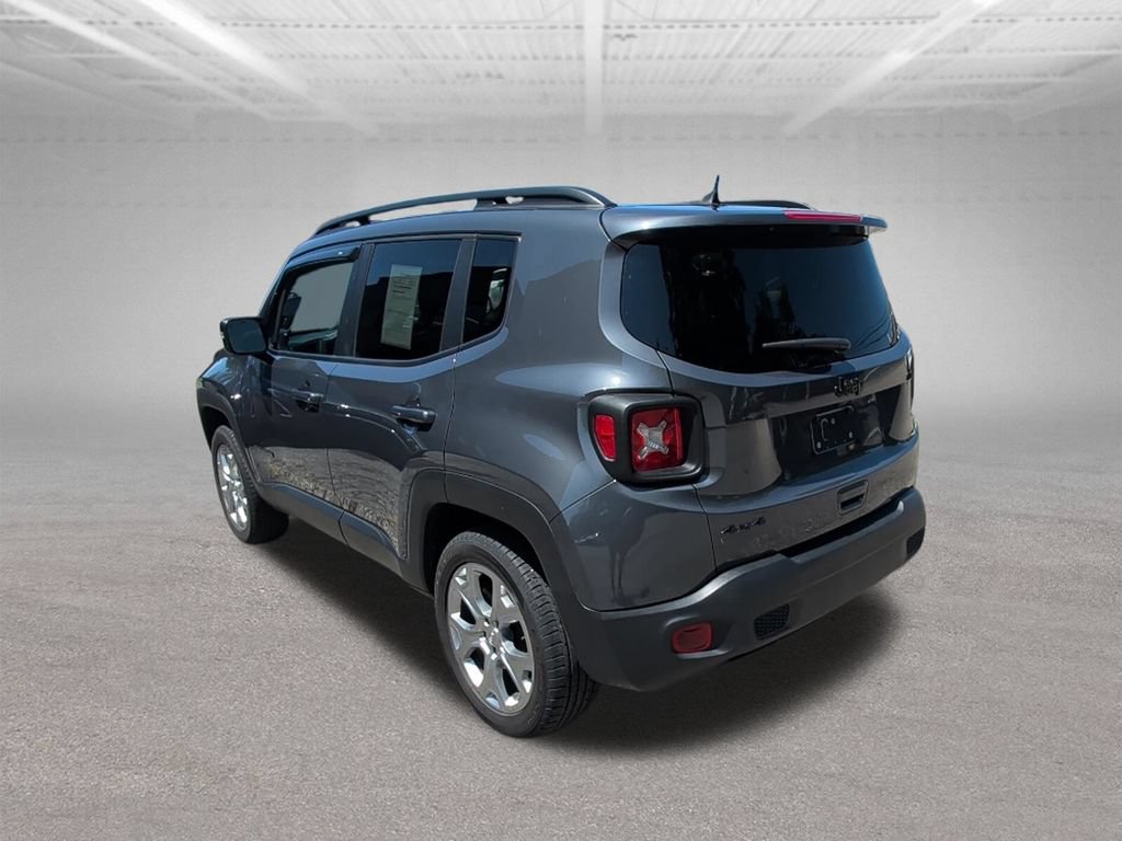 Used 2022 Jeep Renegade Altitude w/ Convenience Group AWD/4WD image 11