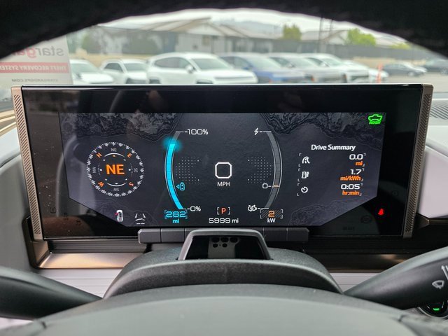 Used 2025 GMC Hummer EV 2X image 29