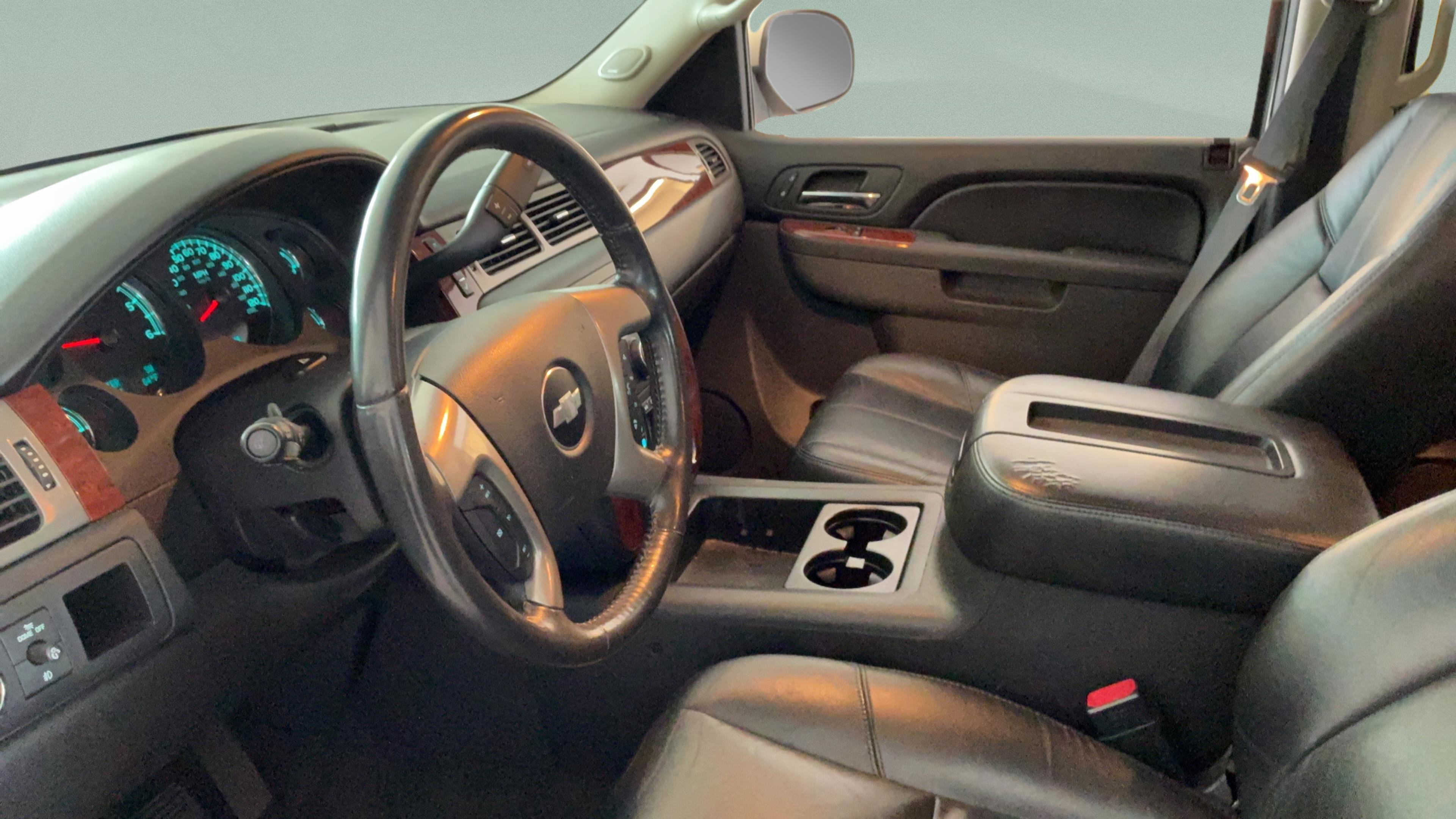 Used 2012 Chevrolet Tahoe LT RWD image 17