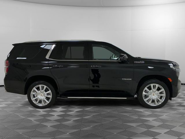 Used 2023 Chevrolet Tahoe High Country image 2