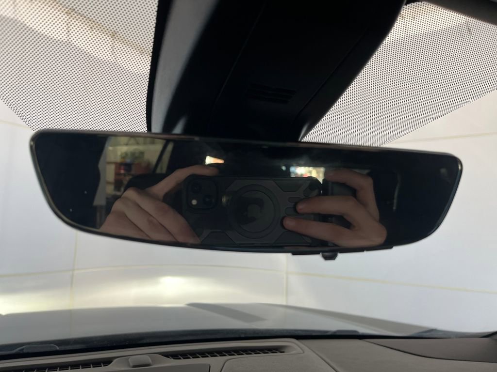 Used 2021 GMC Yukon Denali w/ Denali Premium Package image 19