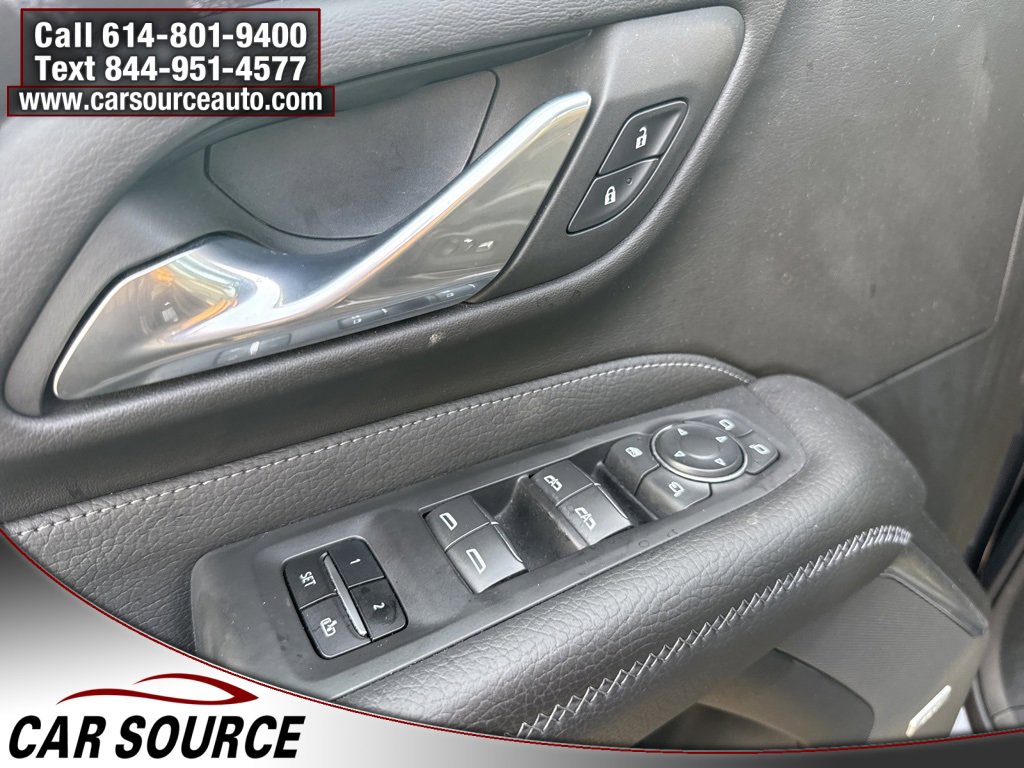 Used 2023 GMC Yukon Denali image 24