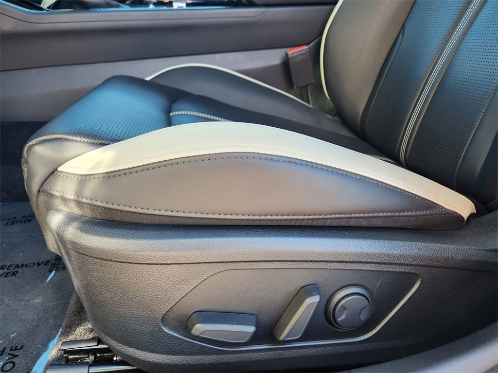 Used 2025 Kia K5 GT-Line w/ GT-Line Premium Package image 14