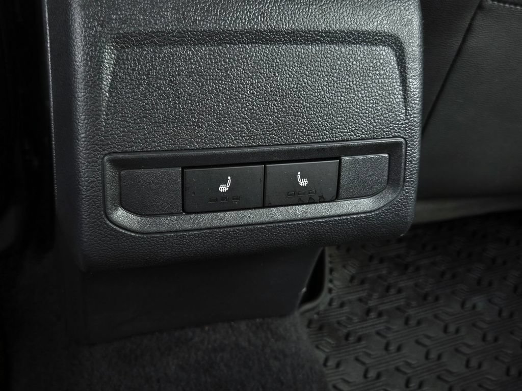 Used 2021 Volkswagen Jetta SE FWD image 14