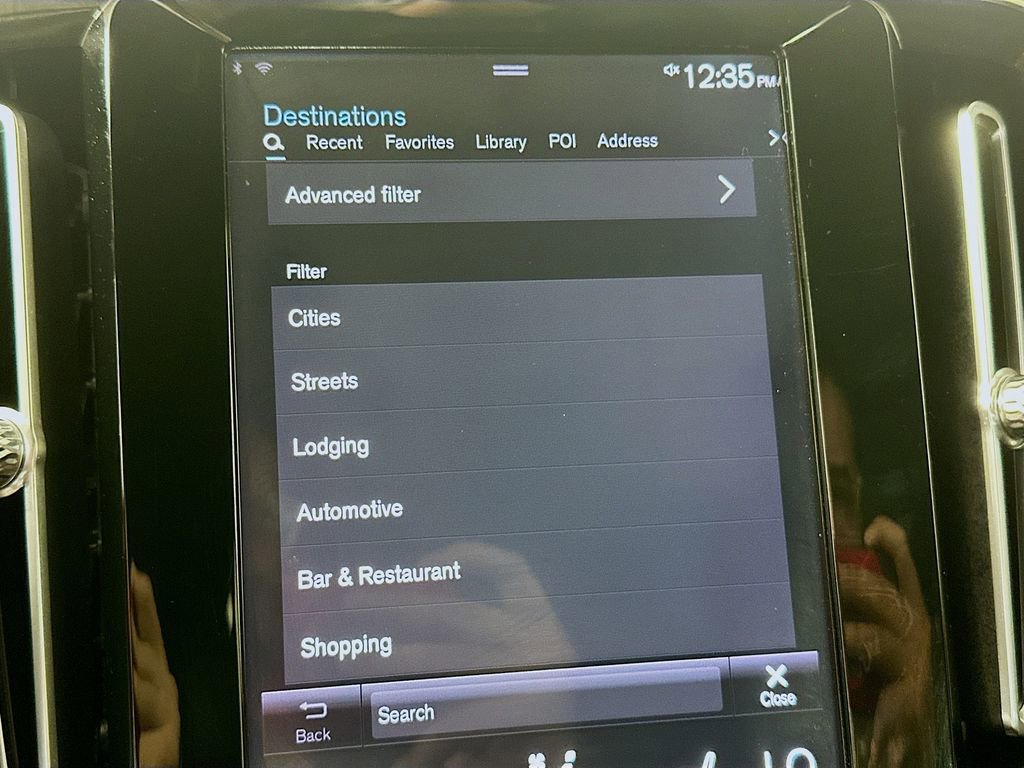 Used 2019 Volvo XC40 T5 Momentum image 13