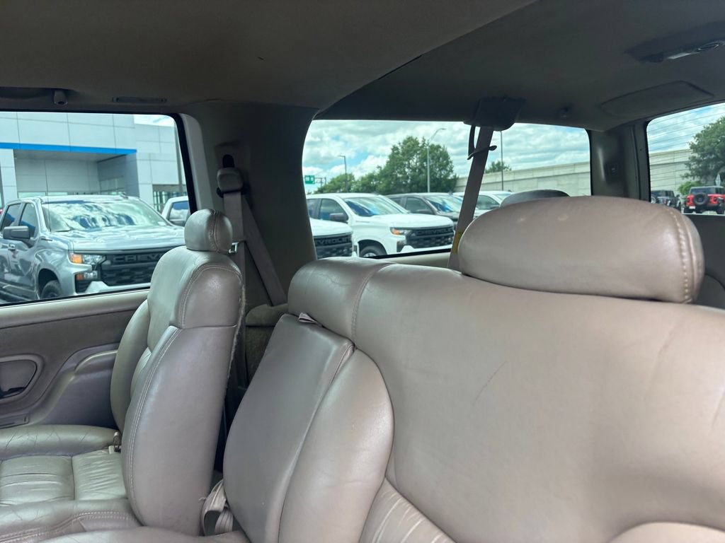 Used 1997 Chevrolet Suburban 2500 w/ Preferred Equipment Group 3 AWD/4WD image 23