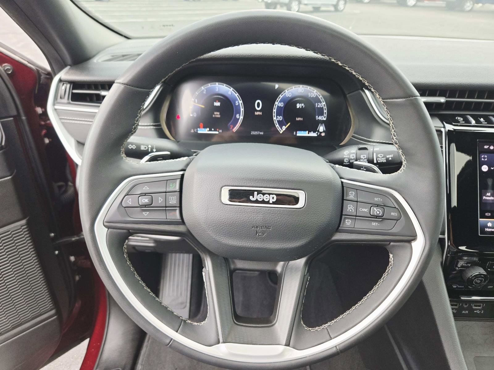 Used 2024 Jeep Grand Cherokee Altitude image 21