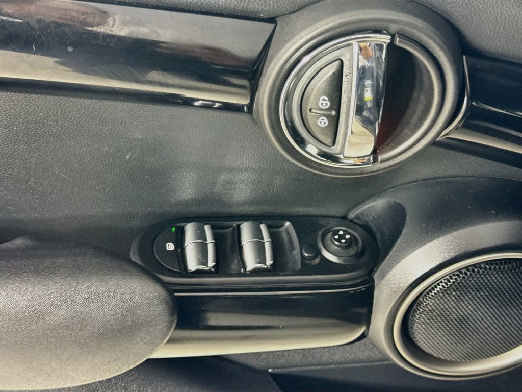 Used 2015 MINI Cooper S FWD image 20