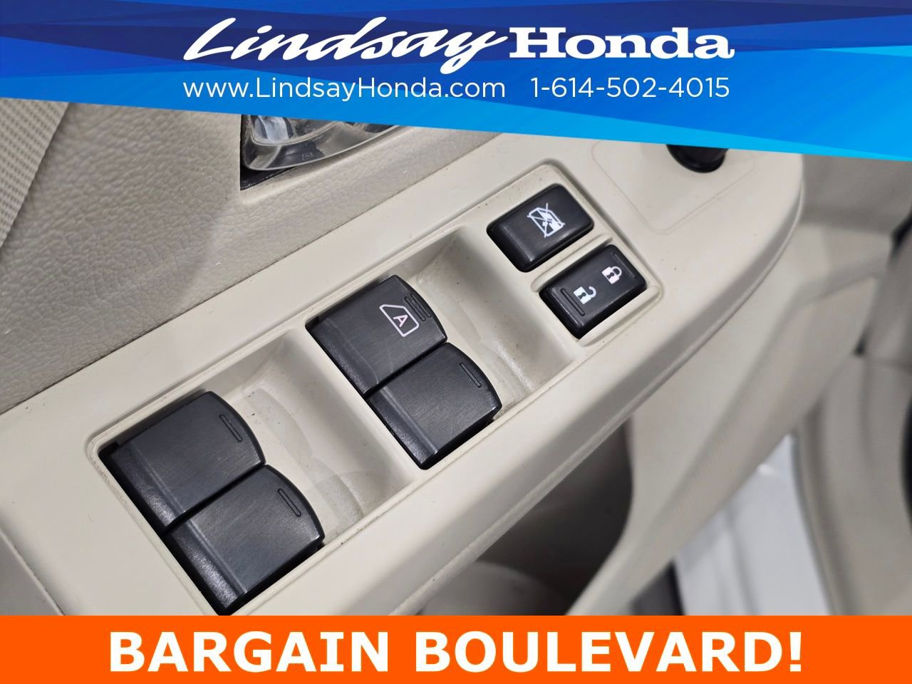 Used 2014 Subaru Crosstrek 2.0i Premium w/ Moonroof Package image 17